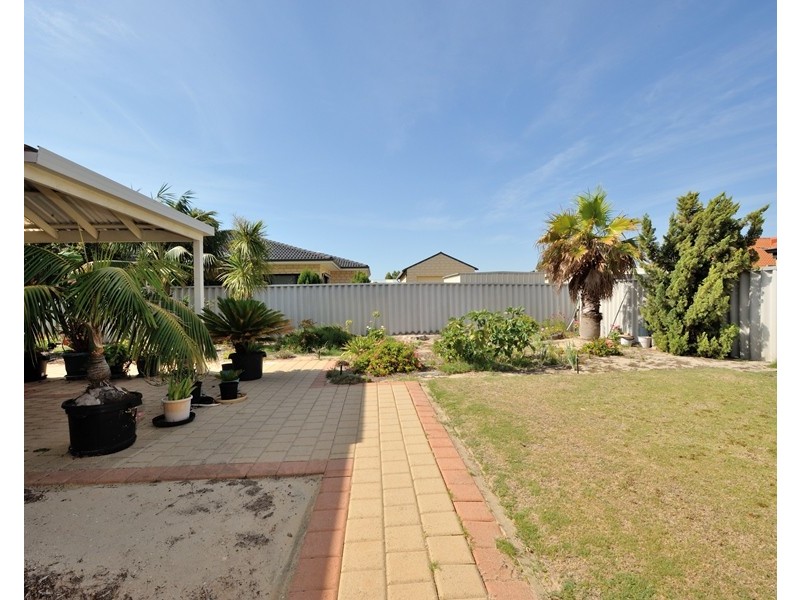 24 Venice Retreat, Warnbro WA 6169