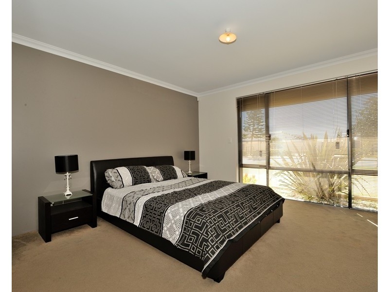 91 Hawker Street, Shoalwater WA 6169