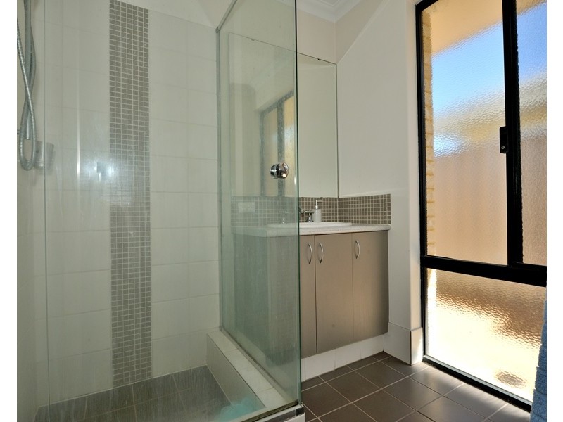 91 Hawker Street, Shoalwater WA 6169