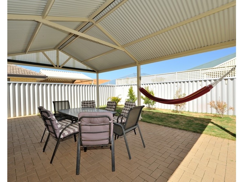 91 Hawker Street, Shoalwater WA 6169