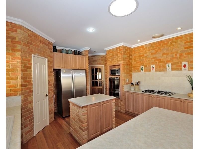 4 Loxley Place, Baldivis WA 6171