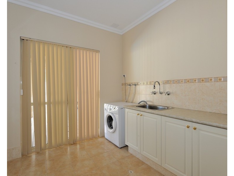 4 Loxley Place, Baldivis WA 6171