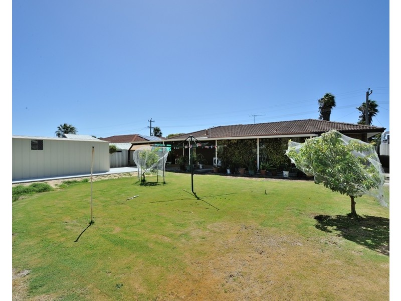 22 Jubilee Drive, Waikiki WA 6169