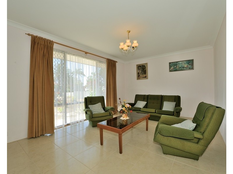 22 Jubilee Drive, Waikiki WA 6169