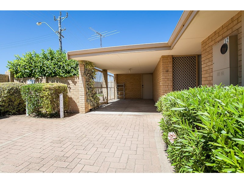 12/99 Simpson Avenue, Rockingham WA 6168