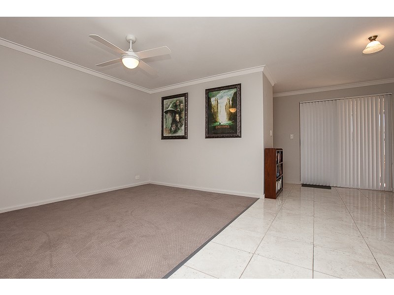 12/99 Simpson Avenue, Rockingham WA 6168