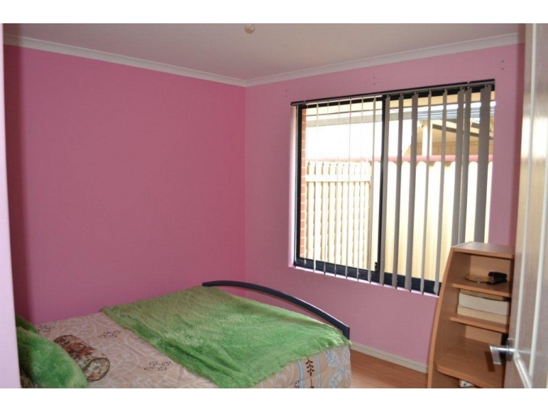 28 Benbecula Loop, Port Kennedy WA 6172