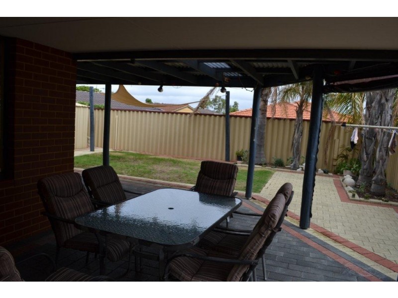 28 Benbecula Loop, Port Kennedy WA 6172