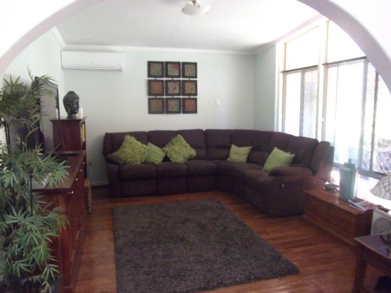 25 Waimea Road, Safety Bay WA 6169