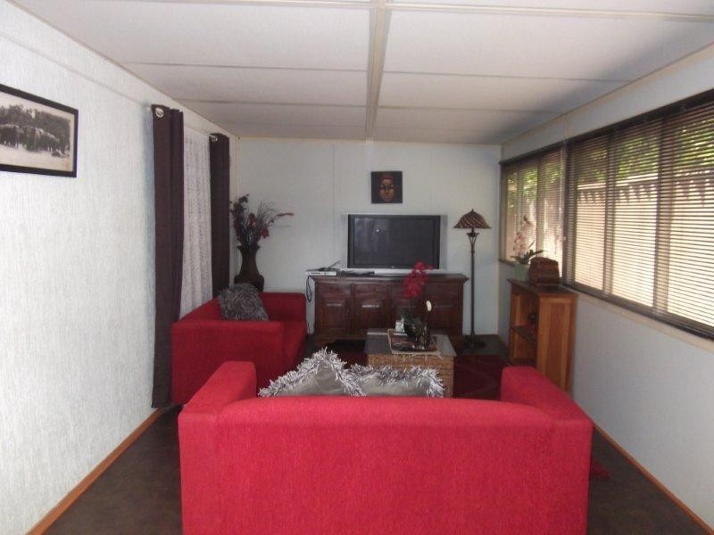 25 Waimea Road, Safety Bay WA 6169