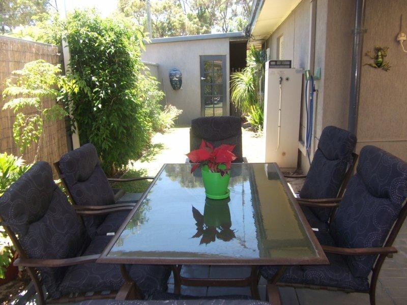 25 Waimea Road, Safety Bay WA 6169