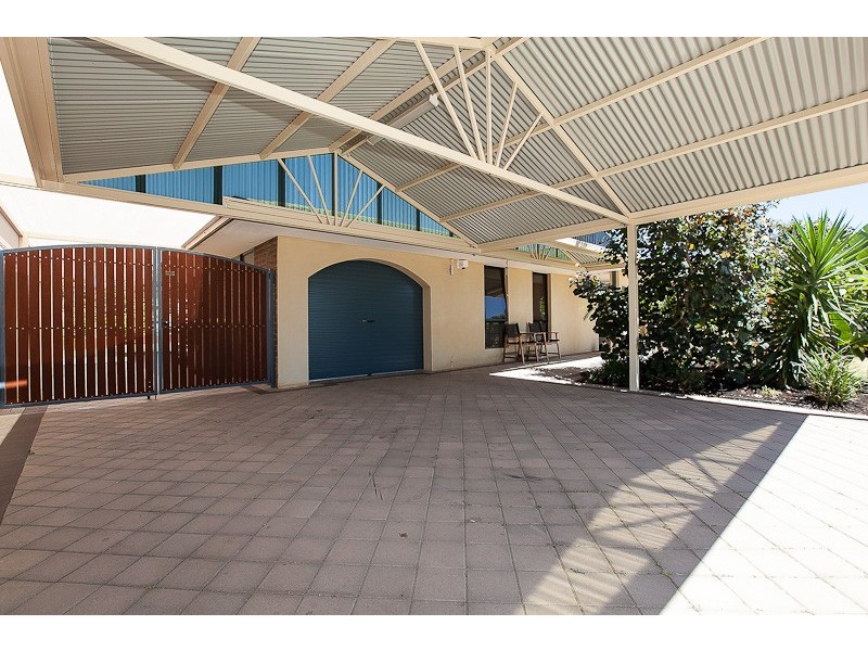 5 Tempest Place, Waikiki WA 6169