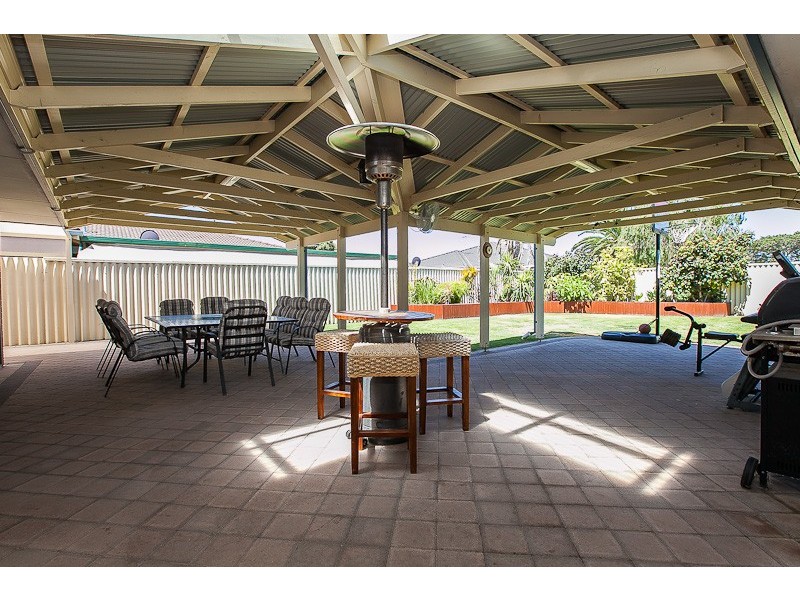 5 Tempest Place, Waikiki WA 6169