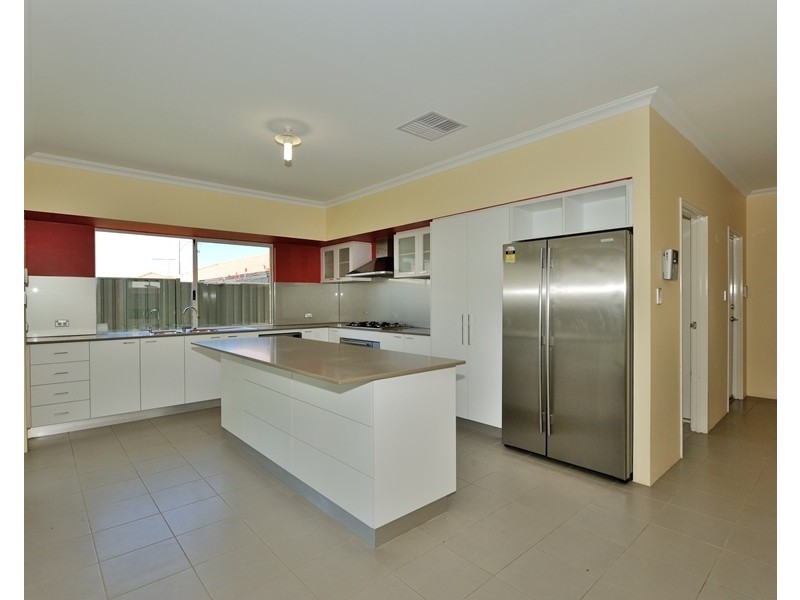 27 Kempeana Way, Baldivis WA 6171
