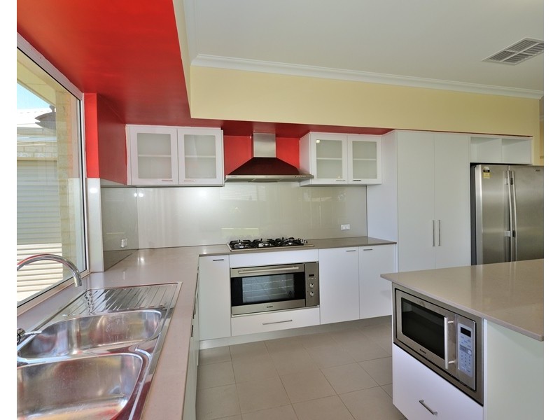 27 Kempeana Way, Baldivis WA 6171