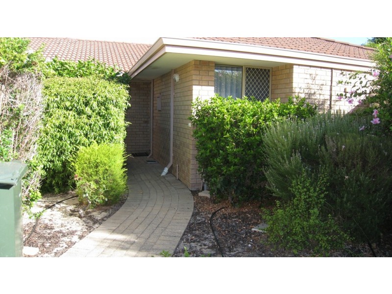 8/98 Simpson Avenue, Rockingham WA 6168