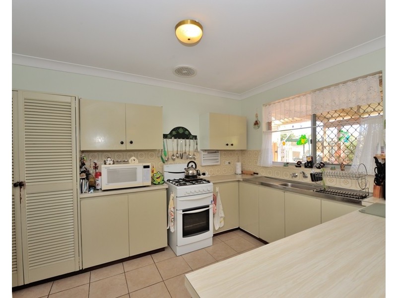 5 Goongarrie Drive, Waikiki WA 6169