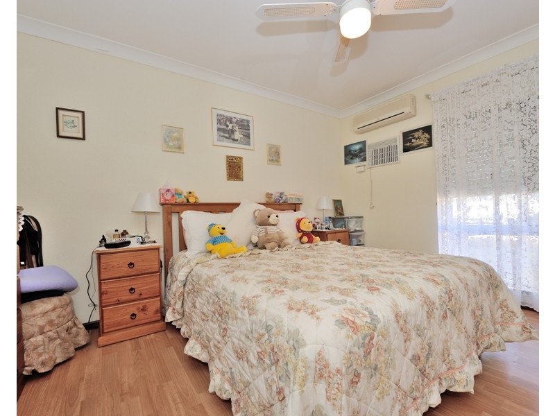 5 Goongarrie Drive, Waikiki WA 6169