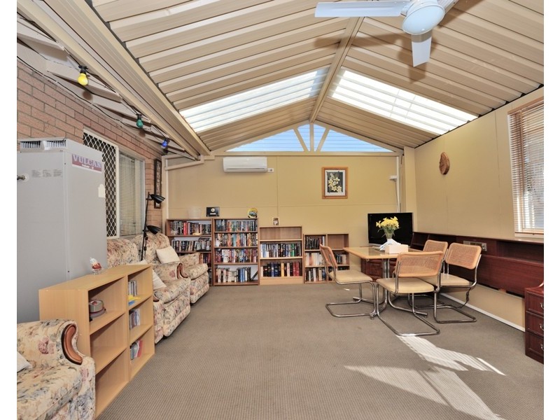 5 Goongarrie Drive, Waikiki WA 6169