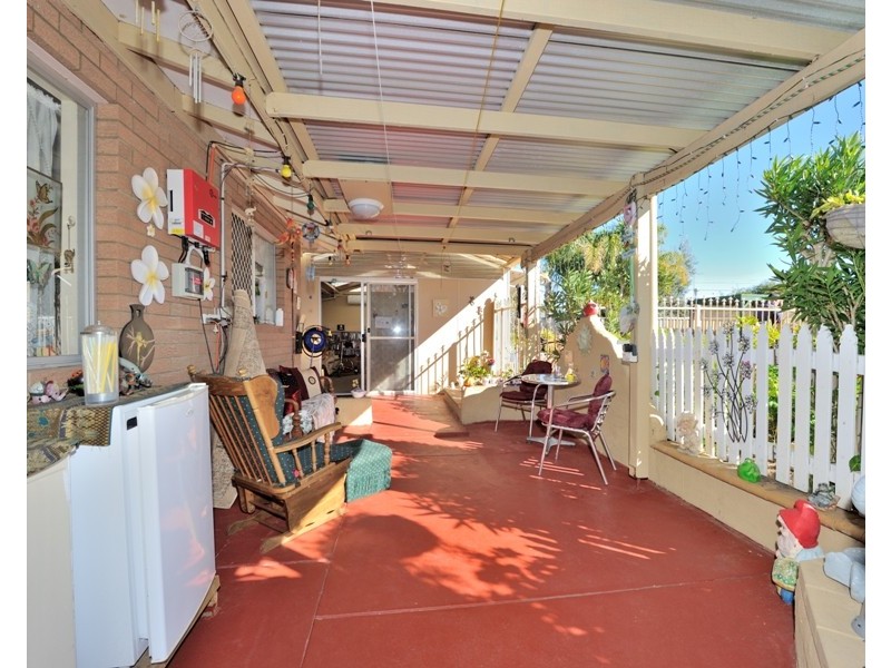 5 Goongarrie Drive, Waikiki WA 6169