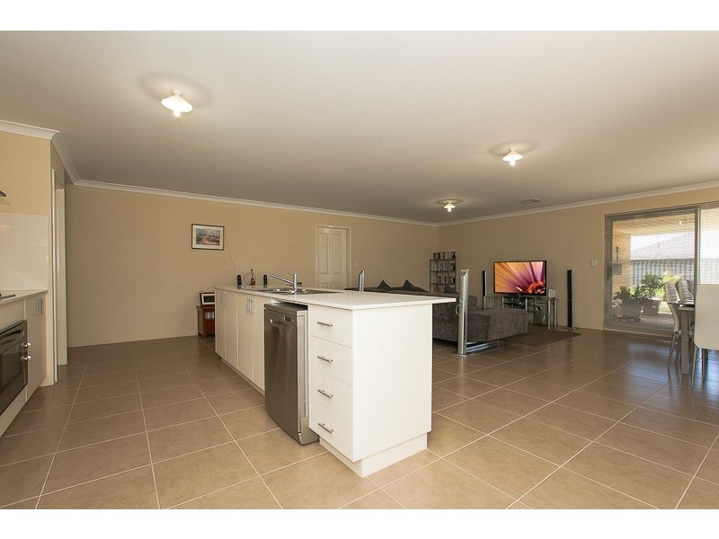 15 Daylight Entrance, Baldivis WA 6171