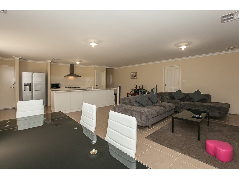15 Daylight Entrance, Baldivis WA 6171