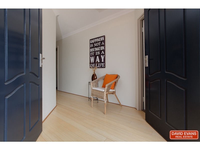 8 Cherokee Gardens, Secret Harbour WA 6173