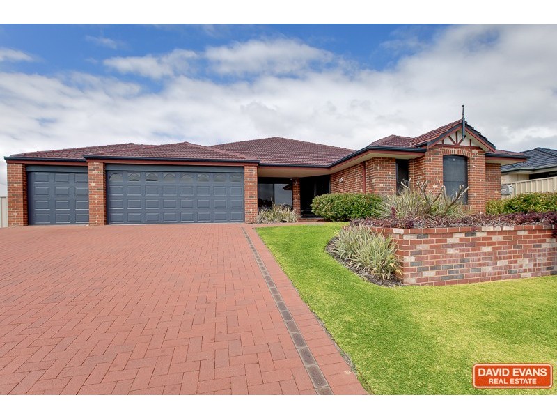 8 Cherokee Gardens, Secret Harbour WA 6173