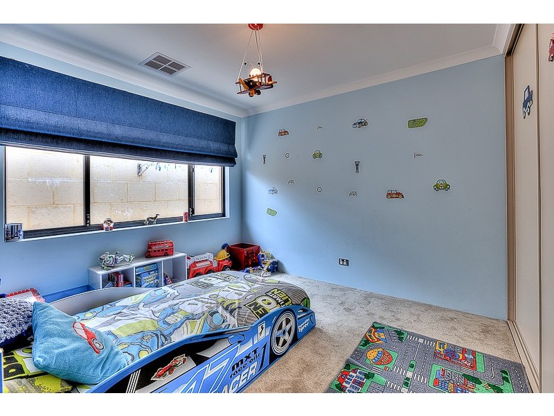 12 Nambucca Way, Secret Harbour WA 6173