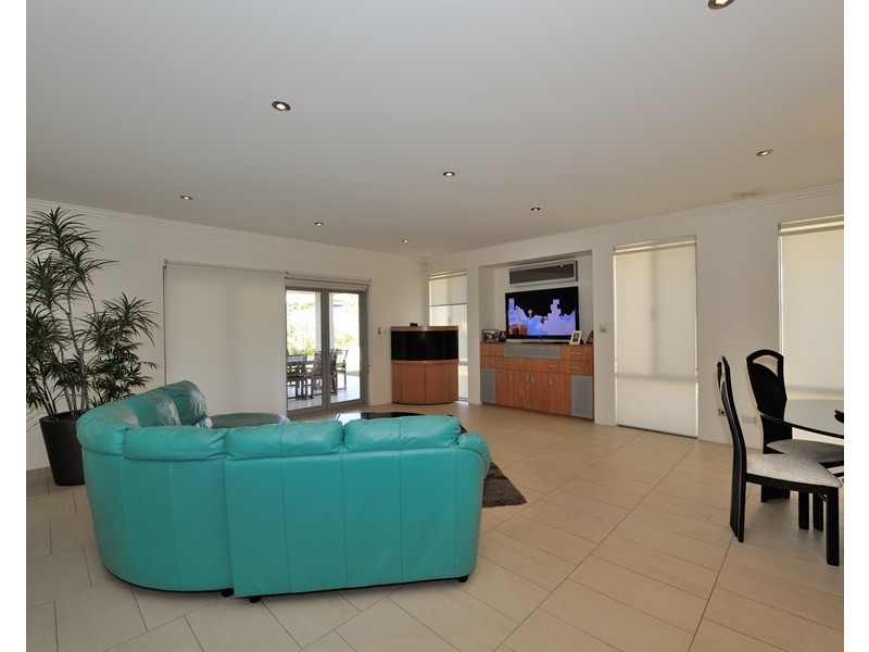 18 Buttercup Way, Beeliar WA 6164