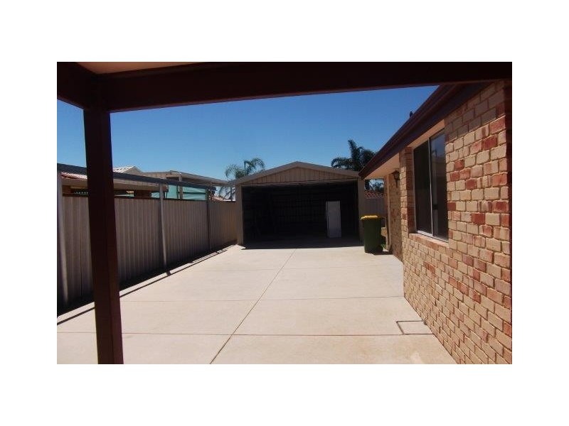 20 Gascoyne Way, Cooloongup WA 6168