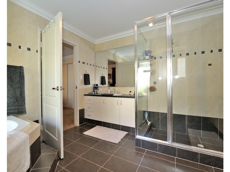 17 Lemongum Drive, Baldivis WA 6171