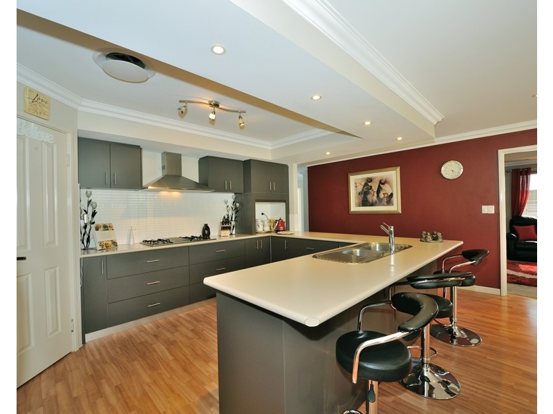 17 Lemongum Drive, Baldivis WA 6171