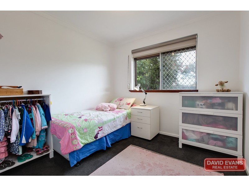 64 Malibu Road, Safety Bay WA 6169