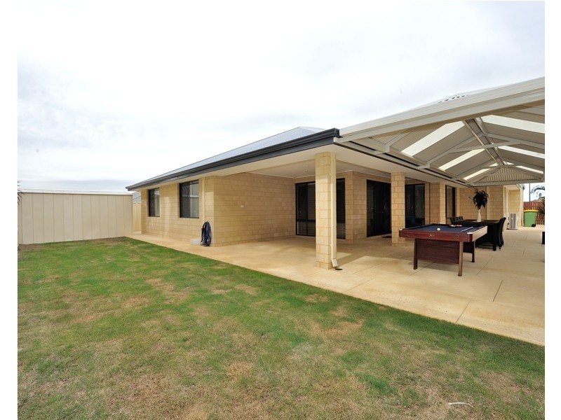 8 Tribute Vista, Baldivis WA 6171