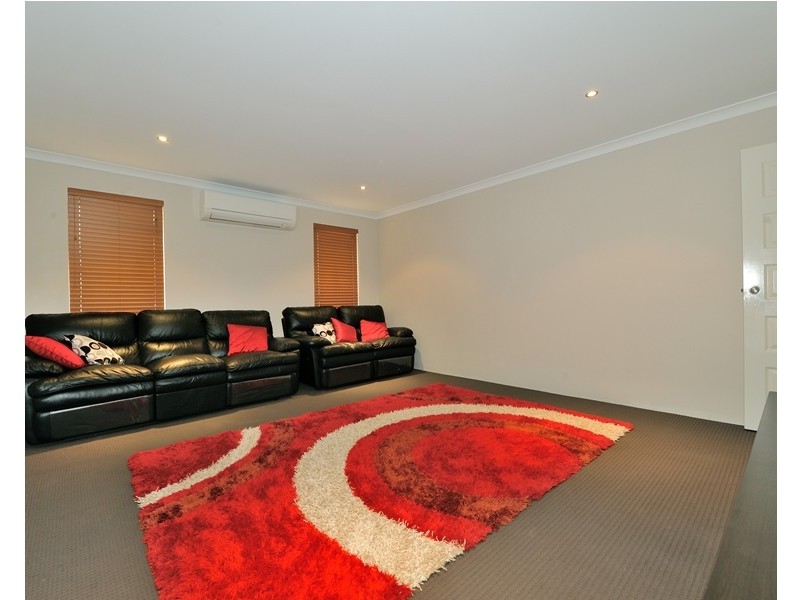 8 Tribute Vista, Baldivis WA 6171