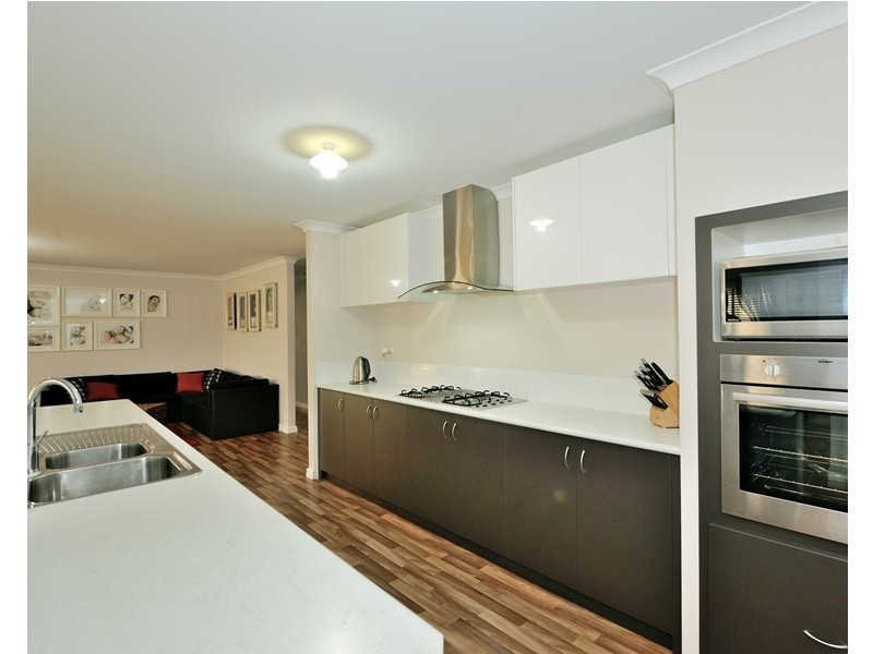 8 Tribute Vista, Baldivis WA 6171