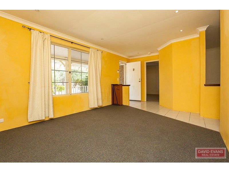 23 Juania Place, Warnbro WA 6169