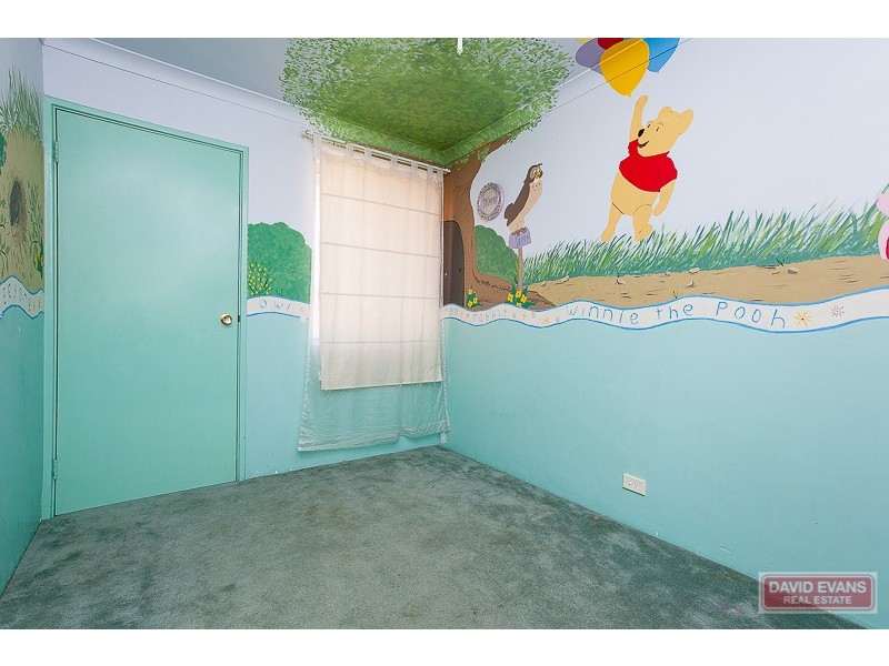 23 Juania Place, Warnbro WA 6169