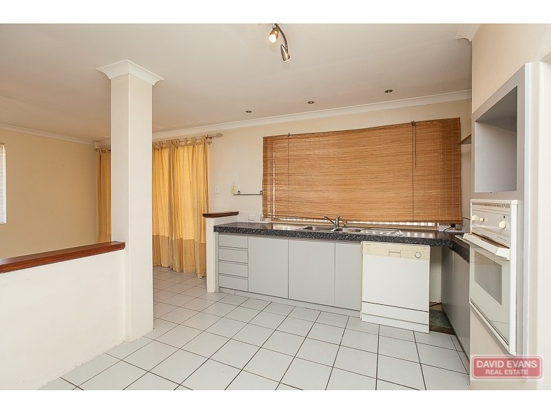 23 Juania Place, Warnbro WA 6169