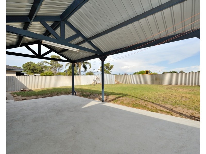 109 Milina Street, Hillman WA 6168