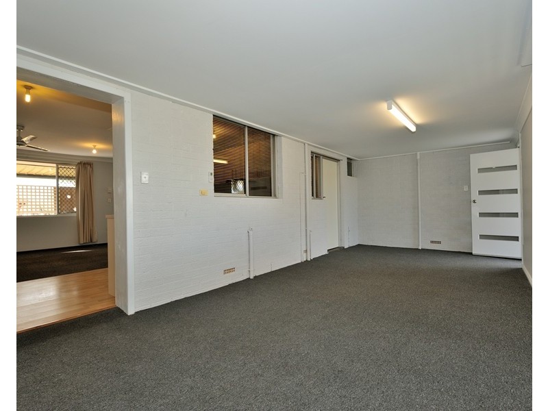 109 Milina Street, Hillman WA 6168