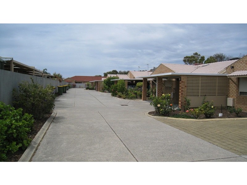 7/9 Louise Street, Rockingham WA 6168