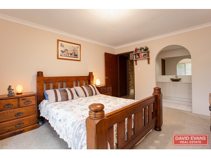 7 Weaver Lane, Wellard WA 6170