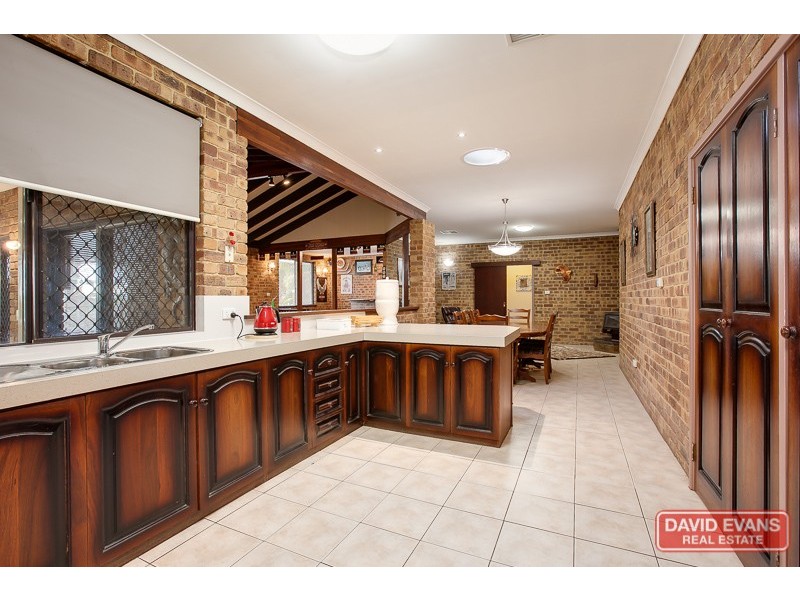 7 Weaver Lane, Wellard WA 6170