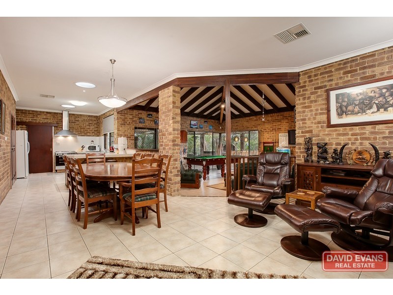 7 Weaver Lane, Wellard WA 6170