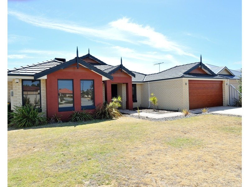 18 Maverick Promenade, Shoalwater WA 6169