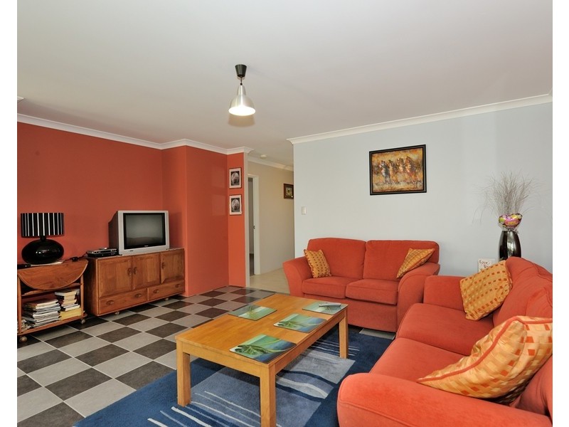 18 Maverick Promenade, Shoalwater WA 6169