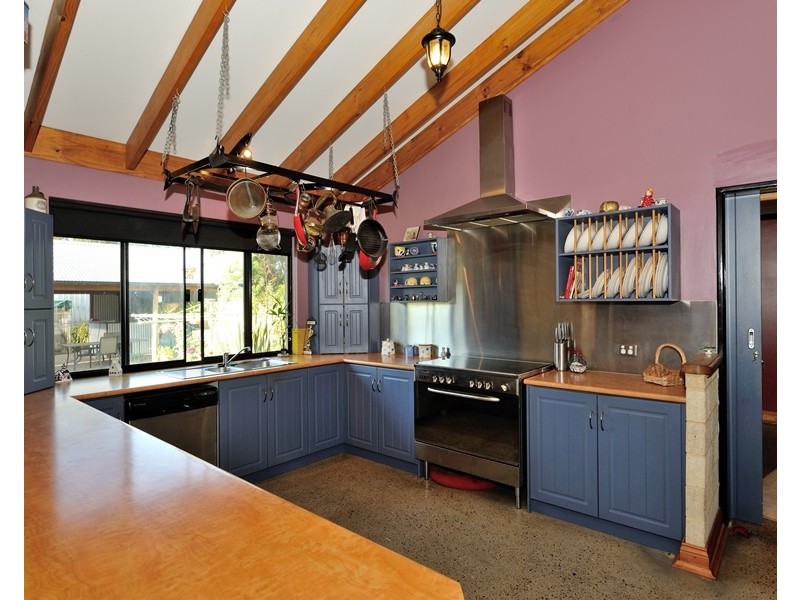 804 Randell Road, Mardella WA 6125