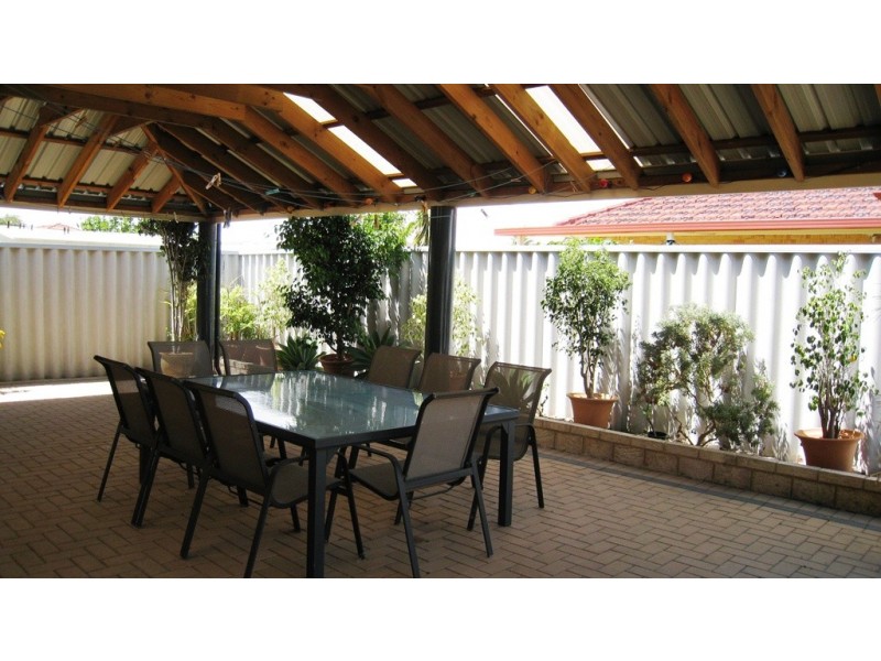 8 Gunnel Way, Rockingham WA 6168